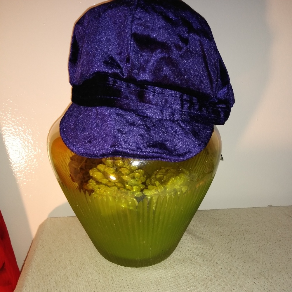 Velvet hat, brand new